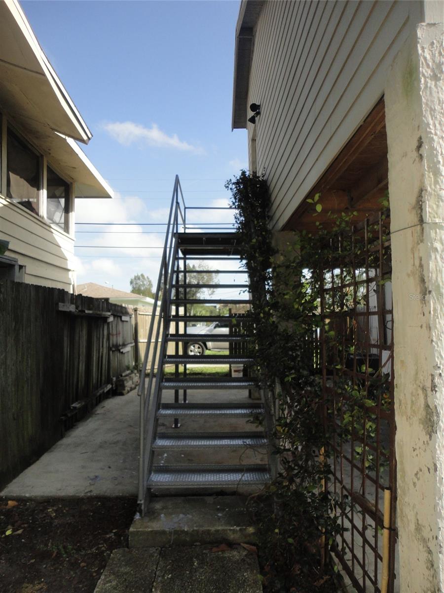 CLEAR VISTA - Residential Lease