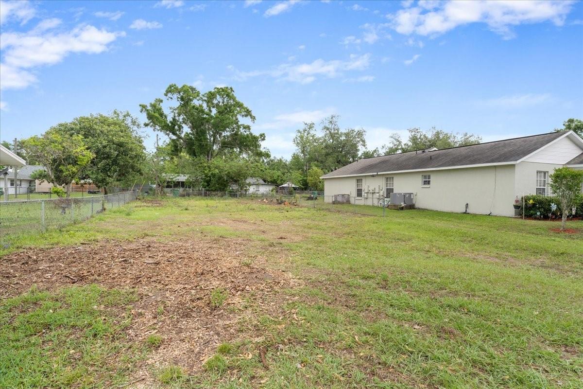 CITY ZEPHYRHILLS - Land