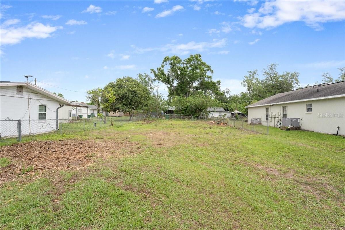 CITY ZEPHYRHILLS - Land