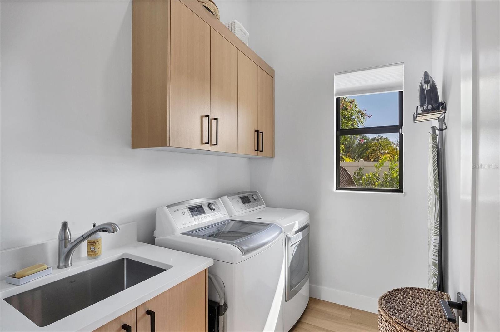 LONG MEADOW - Residential