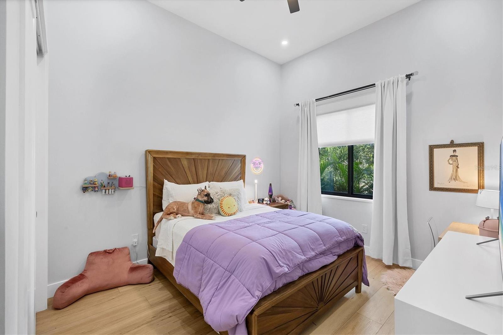 LONG MEADOW - Residential