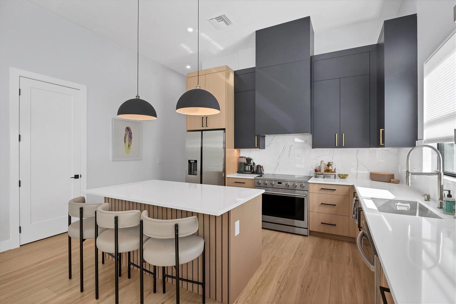 LONG MEADOW - Residential