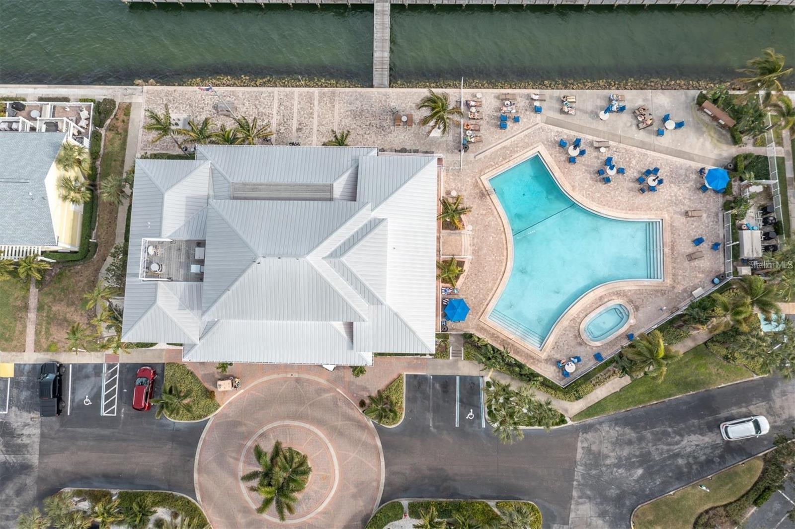 WATERSIDE AT COQUINA KEY SOUTH - Residential