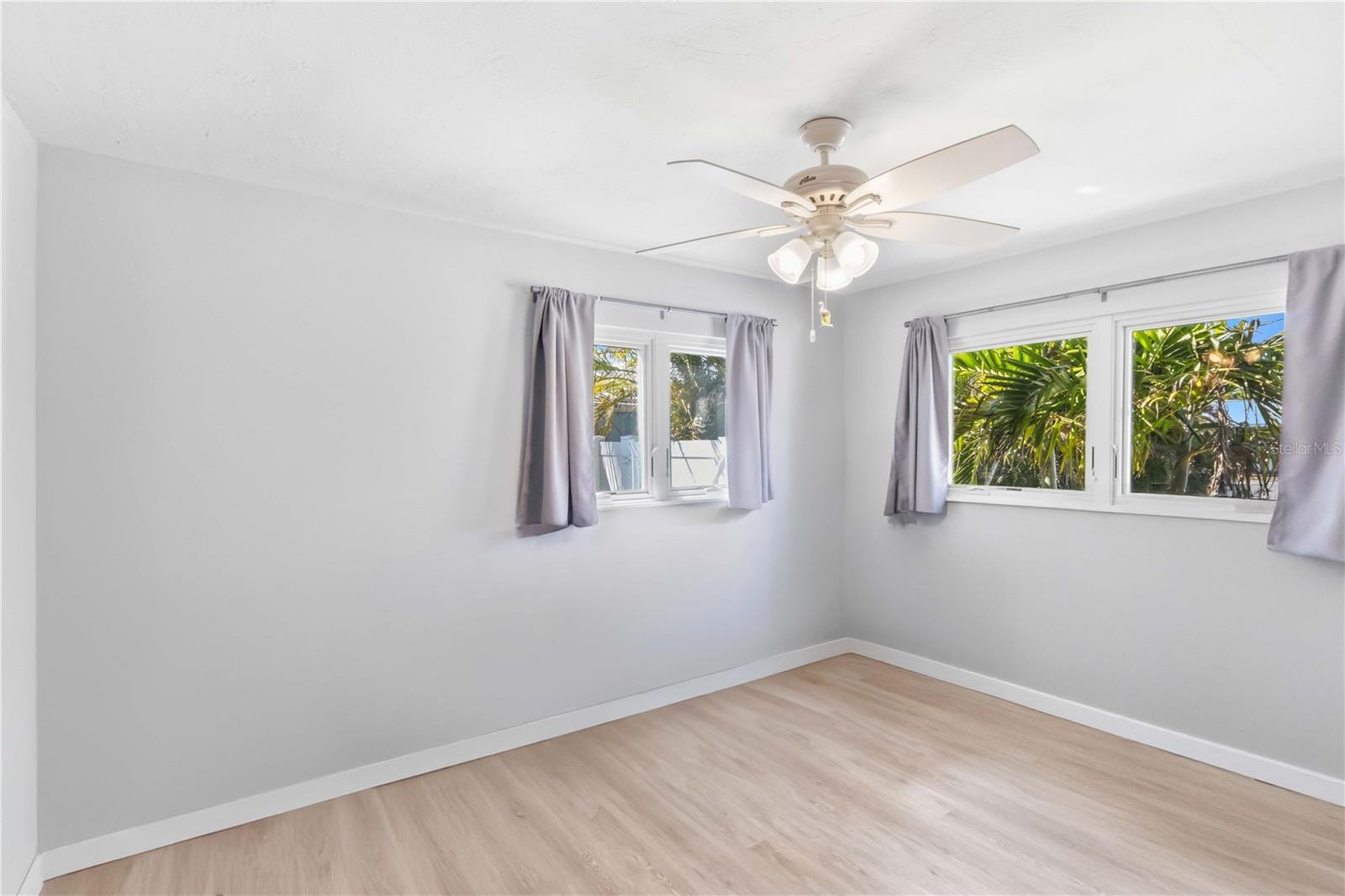 BELLE VISTA SHORES - Residential