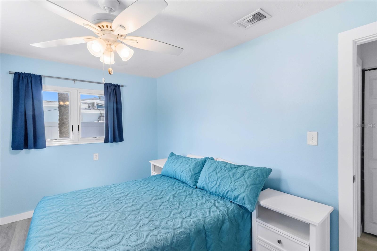 BELLE VISTA SHORES - Residential