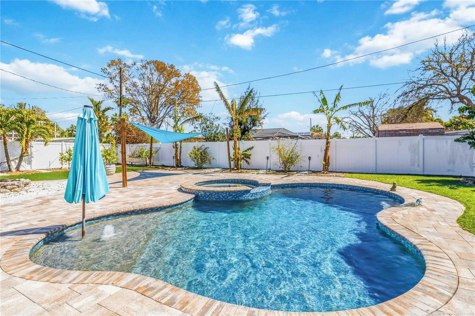 BELLE VISTA SHORES - Residential