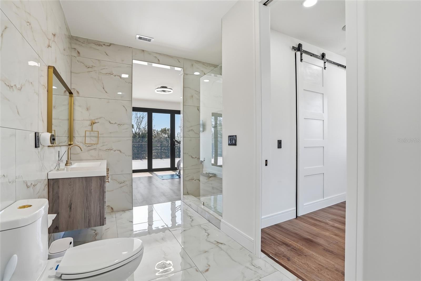 RIO VISTA - Residential