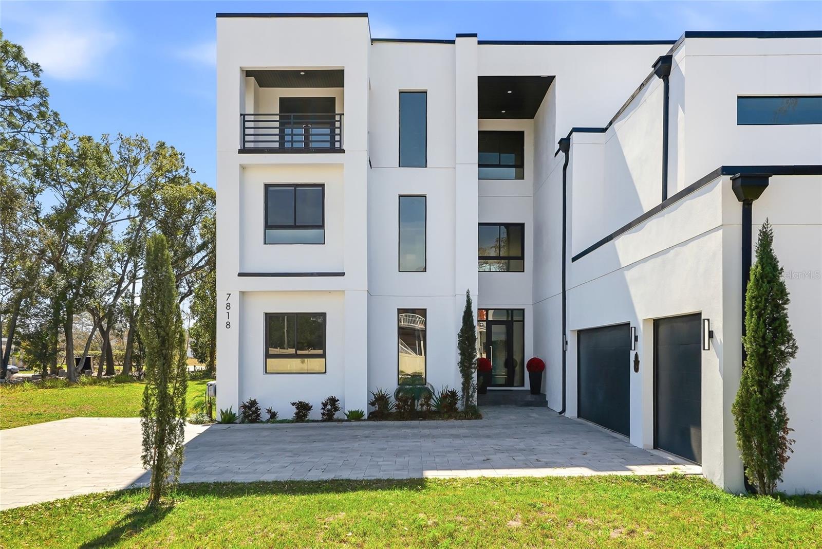 RIO VISTA - Residential