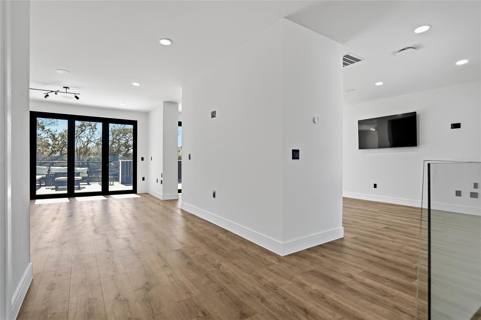 RIO VISTA - Residential