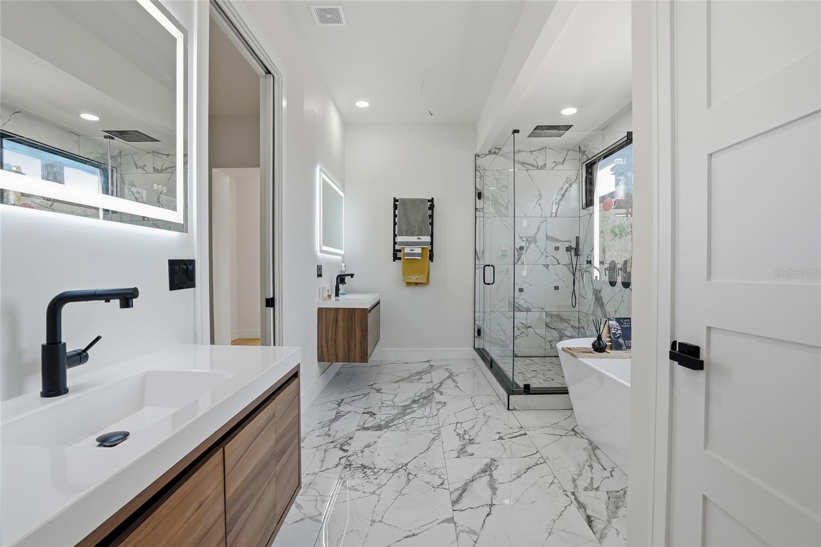 RIO VISTA - Residential