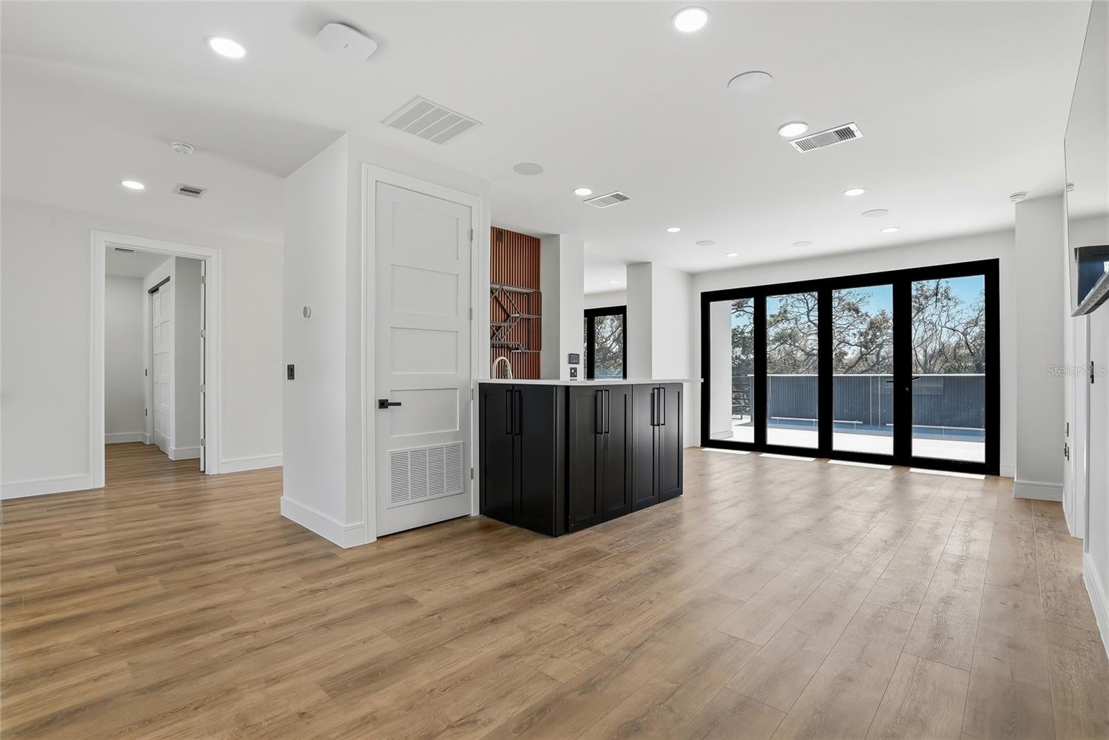 RIO VISTA - Residential