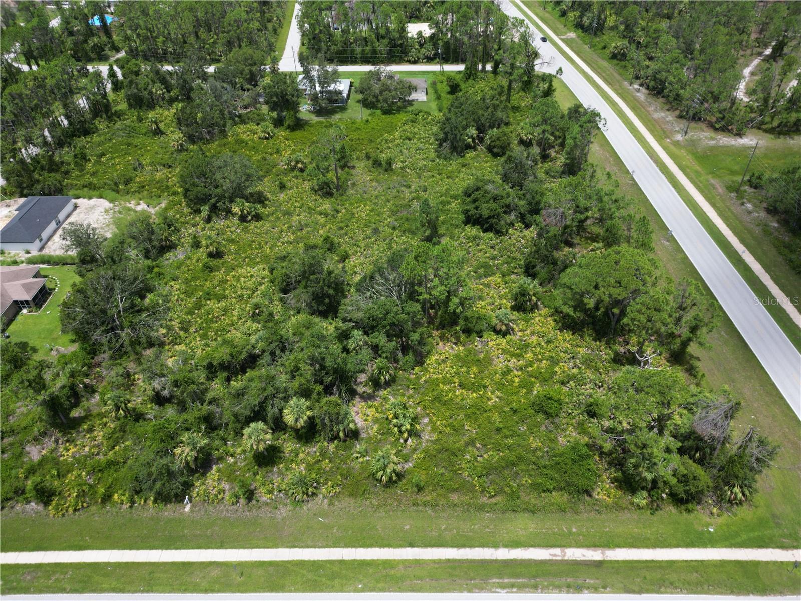 PORT CHARLOTTE SUB 33 - Land