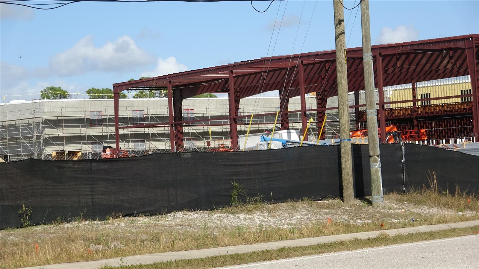 PORT CHARLOTTE SUB 33 - Land