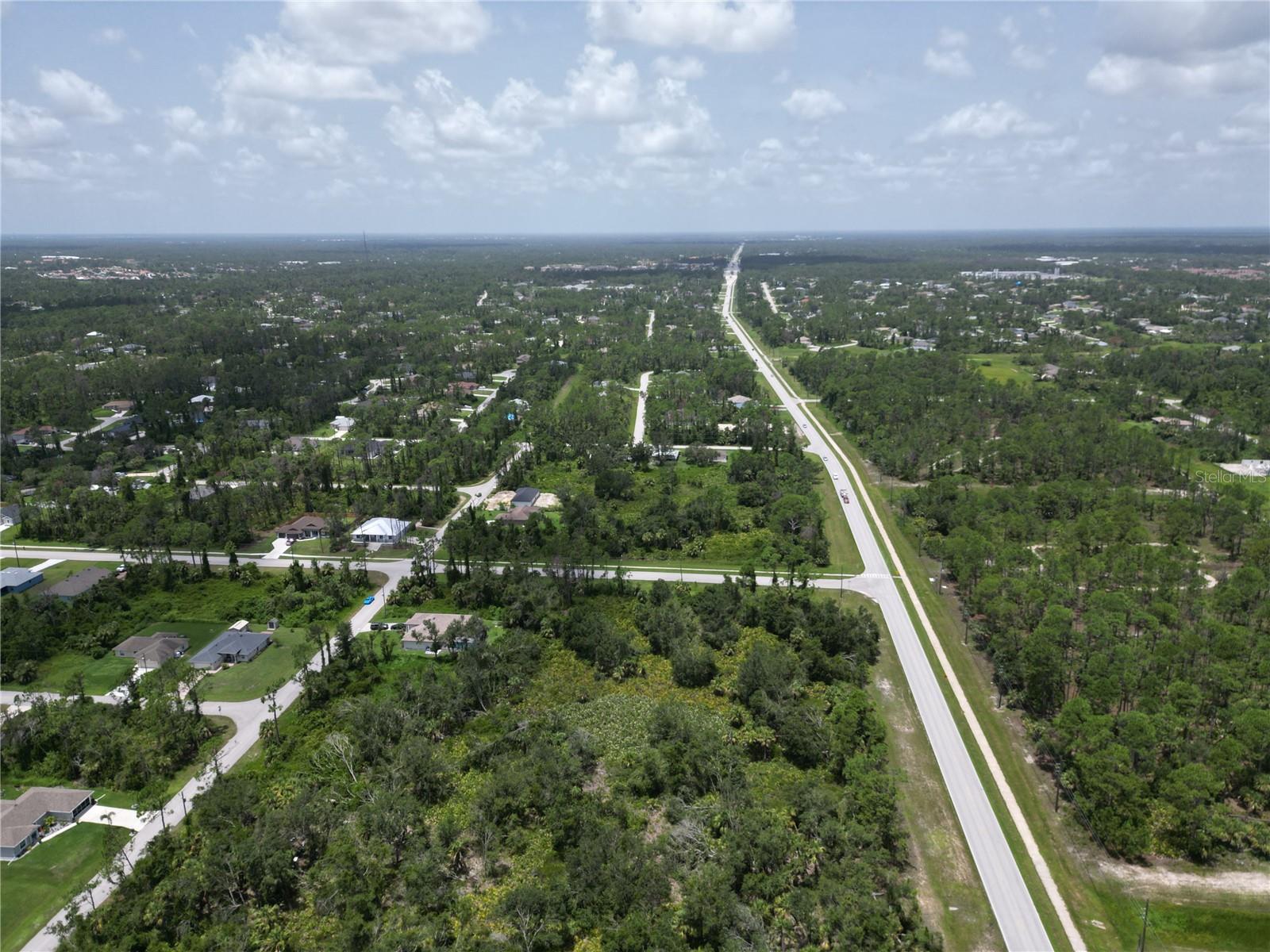 PORT CHARLOTTE SUB 33 - Land