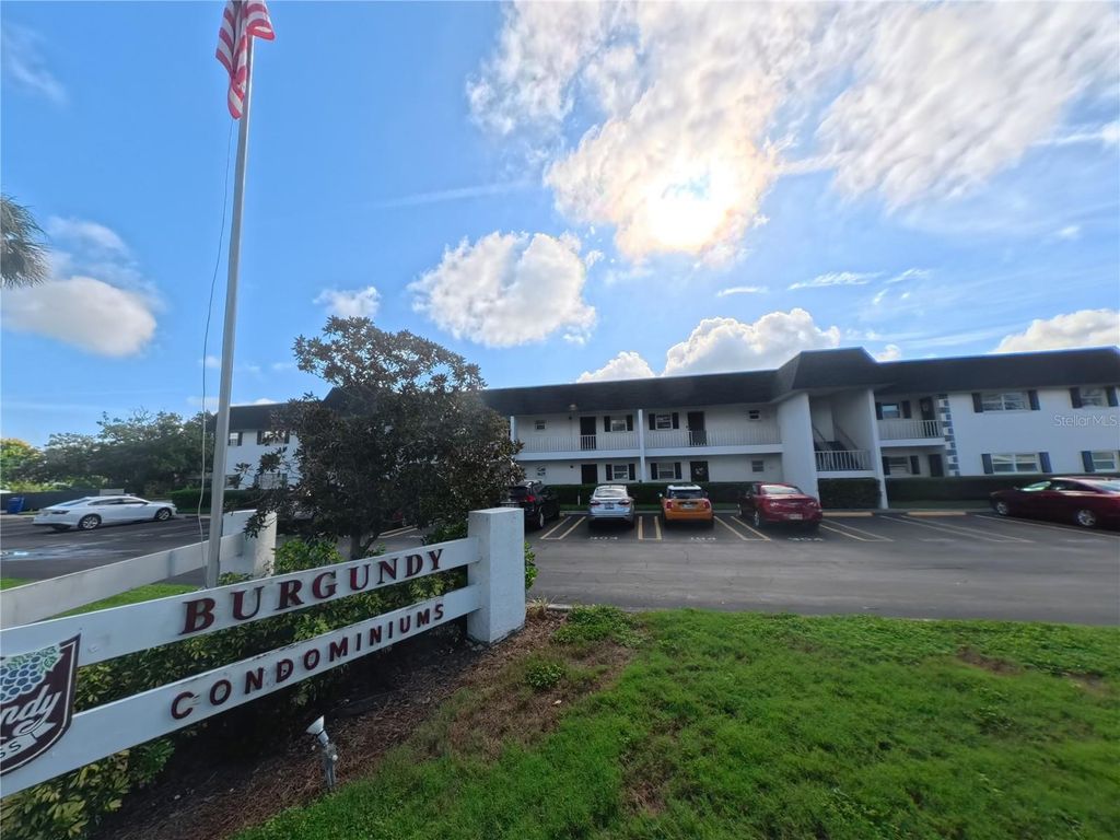 Photo of 302 47th Avenue Drive W #117, Bradenton, FL 34207 (MLS # A4664238)