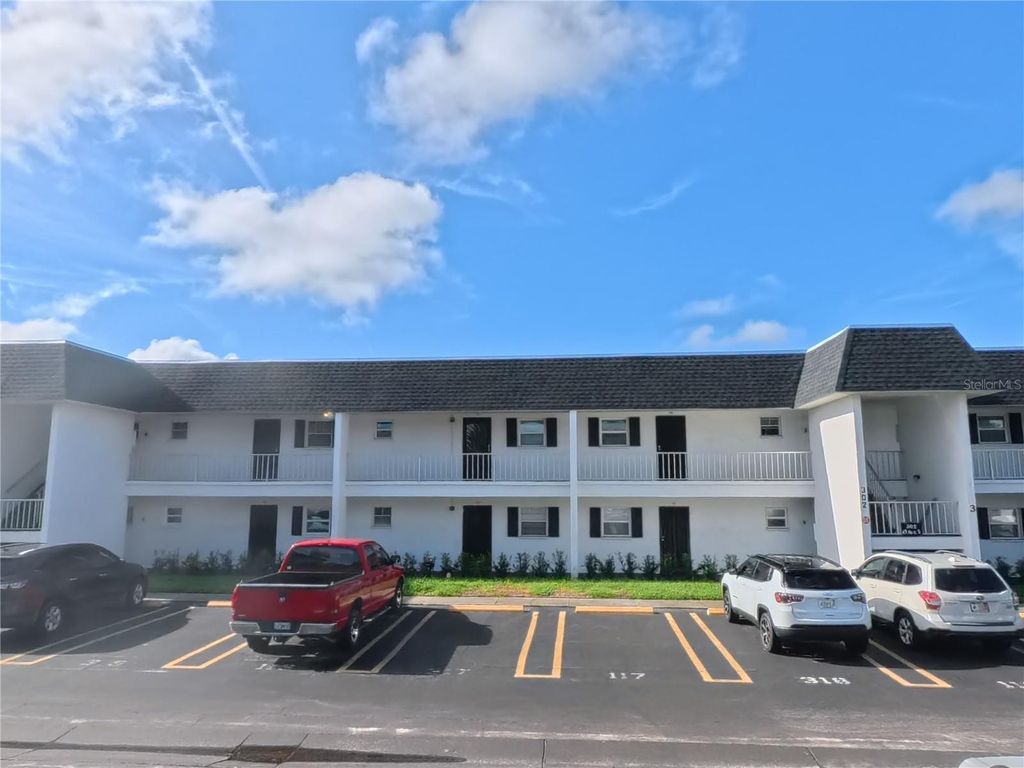 Photo of 302 47th Avenue Drive W #117, Bradenton, FL 34207 (MLS # A4664238)