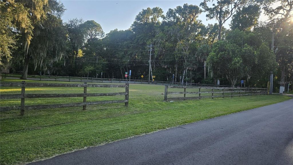 Photo of 2602 Lake Forest Drive, Deland, FL 32720 (MLS # O6346244)