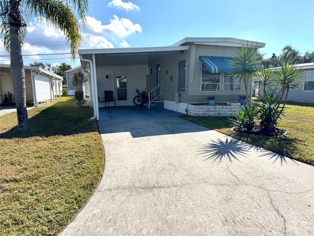 Photo of 78 Leisure Way, Palmetto, FL 34221 (MLS # A4672647)