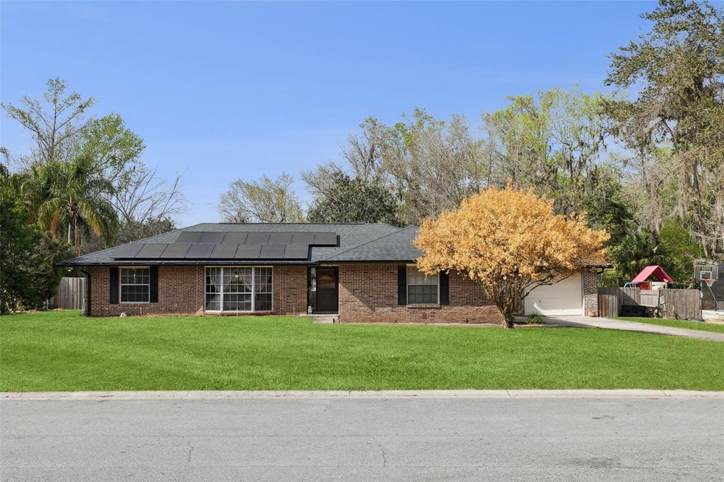 Photo of 895 Palmetto Street, Oviedo, FL 32765 (MLS # O6384020)