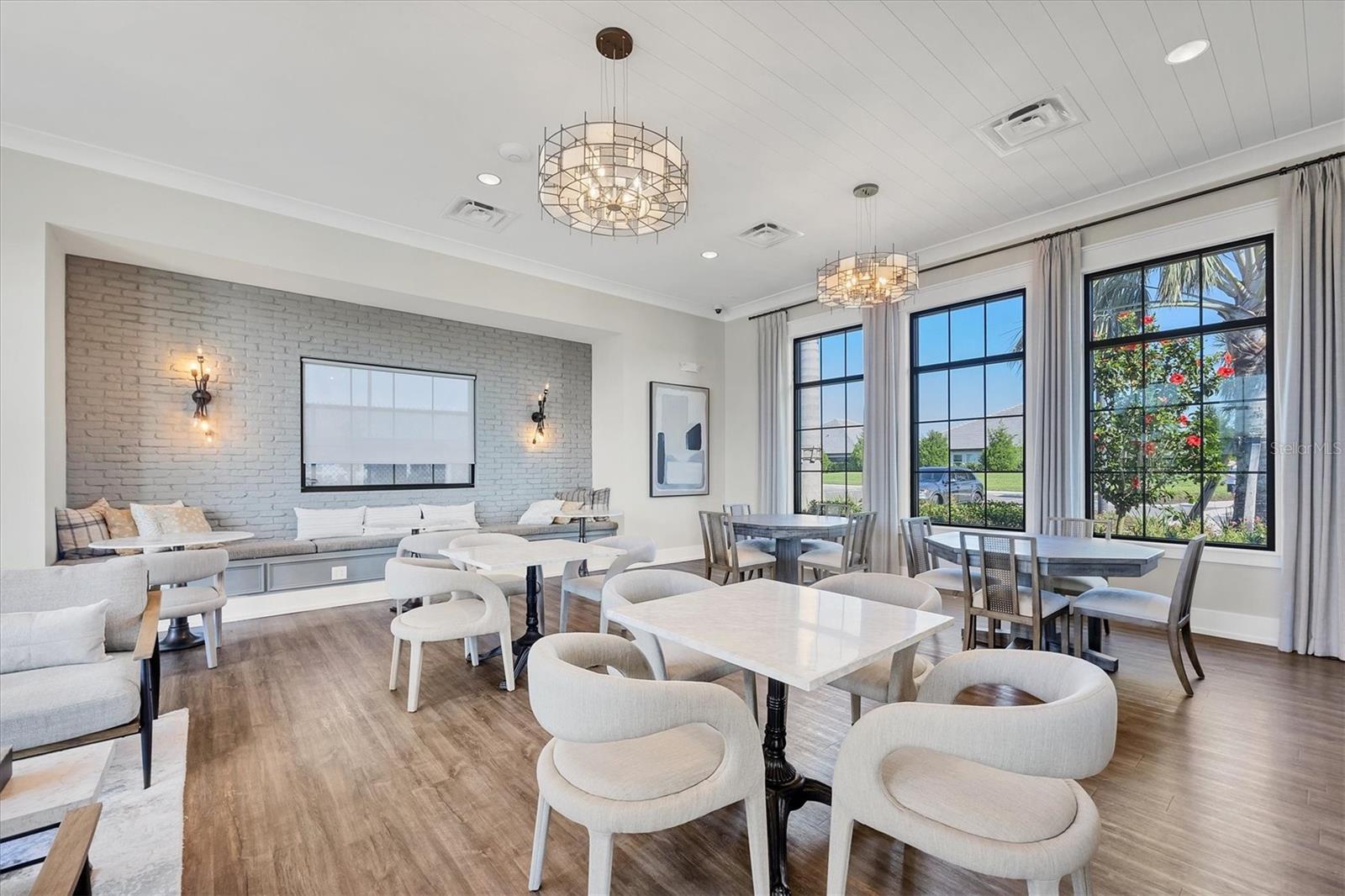 SWEETWATER AT LAKEWOOD RANCH PH I & II - Residential