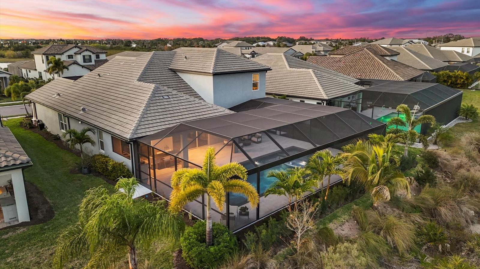 SWEETWATER AT LAKEWOOD RANCH PH I & II - Residential