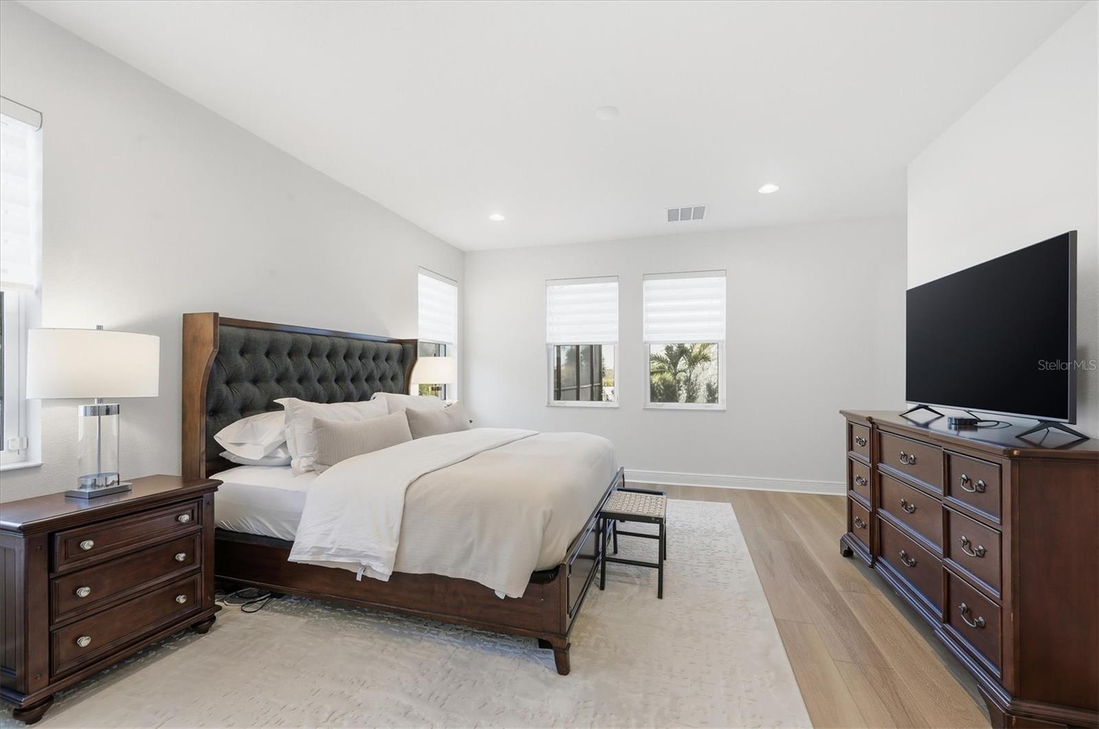 SWEETWATER AT LAKEWOOD RANCH PH I & II - Residential