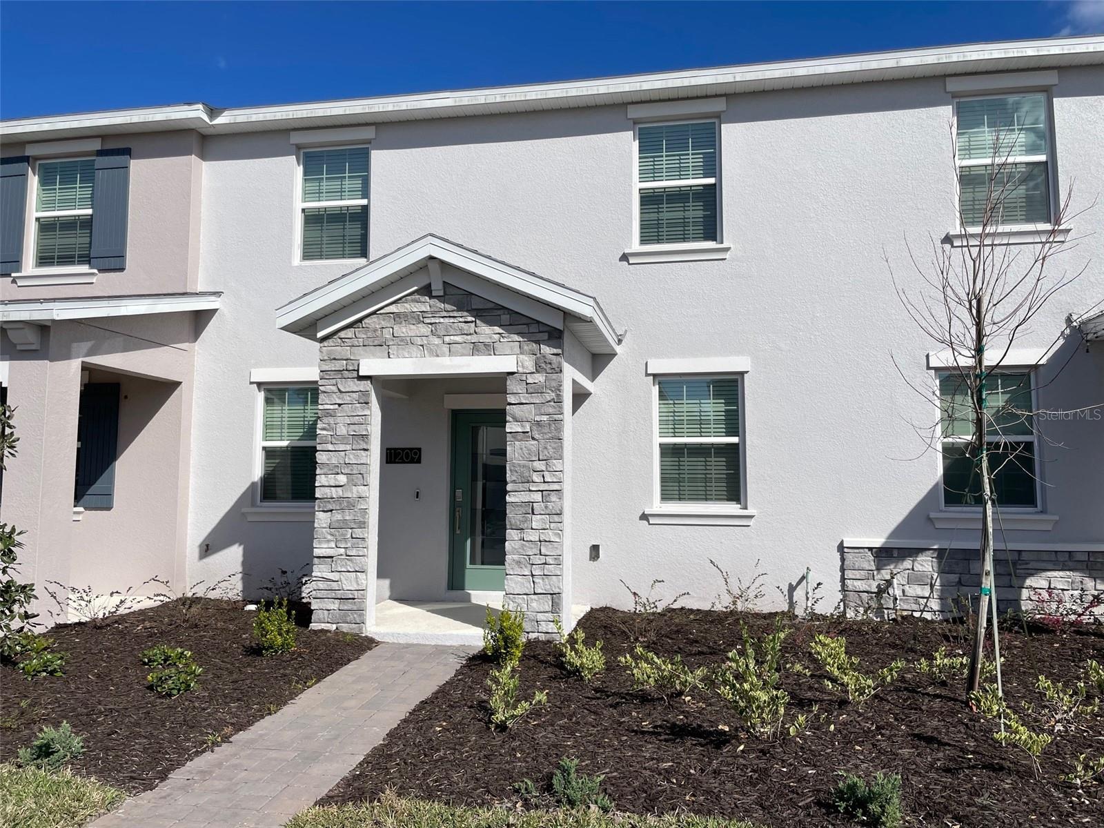 Elegant Townhouse in Storey Park – Lake Nona
Discover this stunning two-story townhouse located in the highly desirable Storey Park Community, right in the heart of Lake Nona.
Property Highlights:
3 spacious bedrooms | 2.5 bathrooms
2-car garage with extended driveway
Private rear entrance leading to a cozy patio
Open-concept living and dining areas, perfect for entertaining
Prime Location:
Just minutes from Hwy 417, Orlando International Airport, Lake Nona Medical City, UCF, Valencia College, top shopping, dining, and endless entertainment options. This home combines modern comfort, convenience, and lifestyle—an ideal choice for families, professionals, or investors looking to be part of one of Orlando’s most vibrant communities.