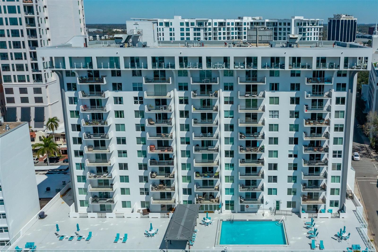 DOLPHIN TOWER - Residential