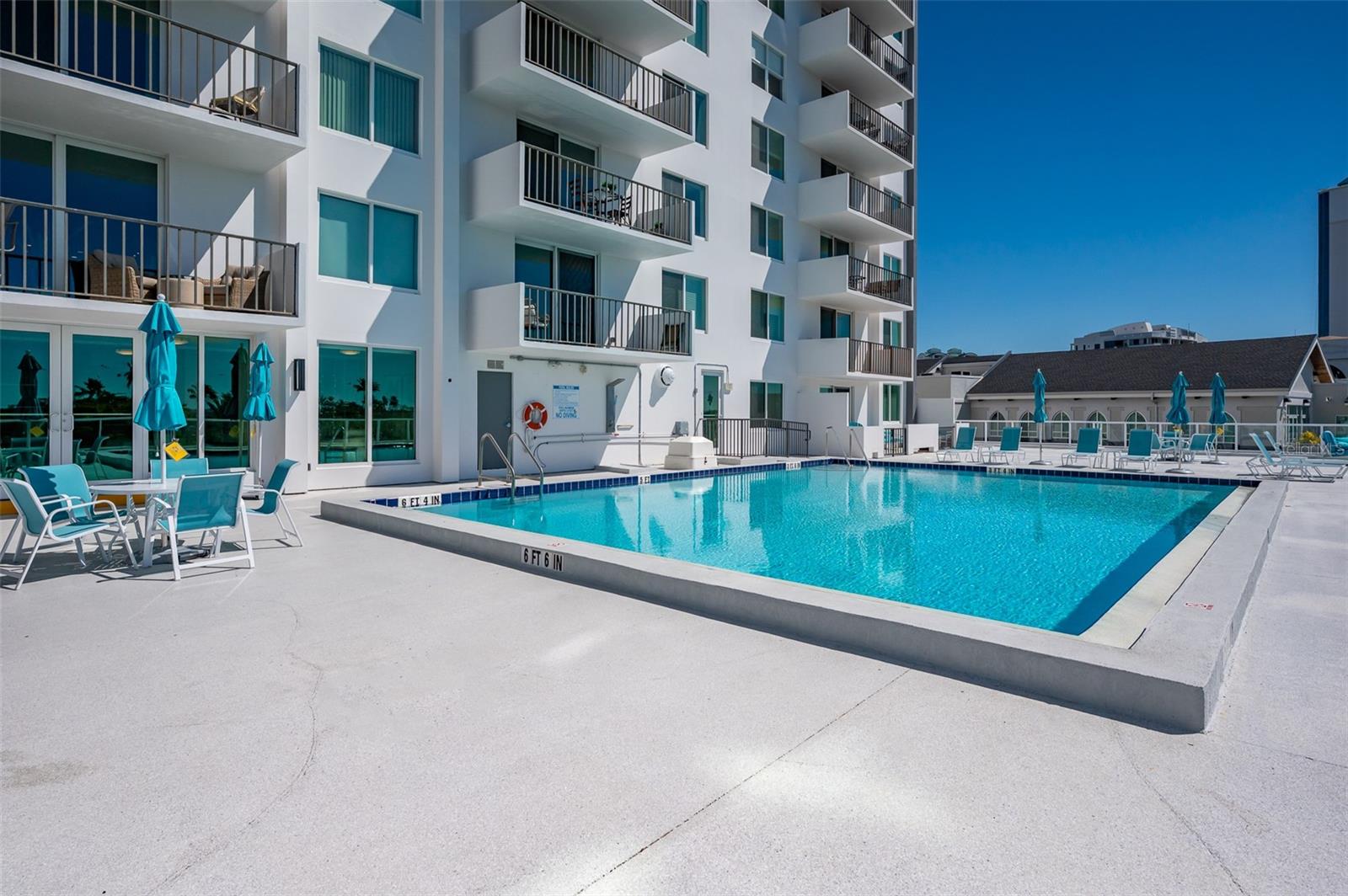 DOLPHIN TOWER - Residential