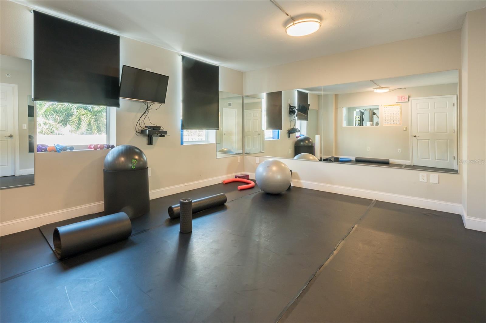 DOLPHIN TOWER - Residential