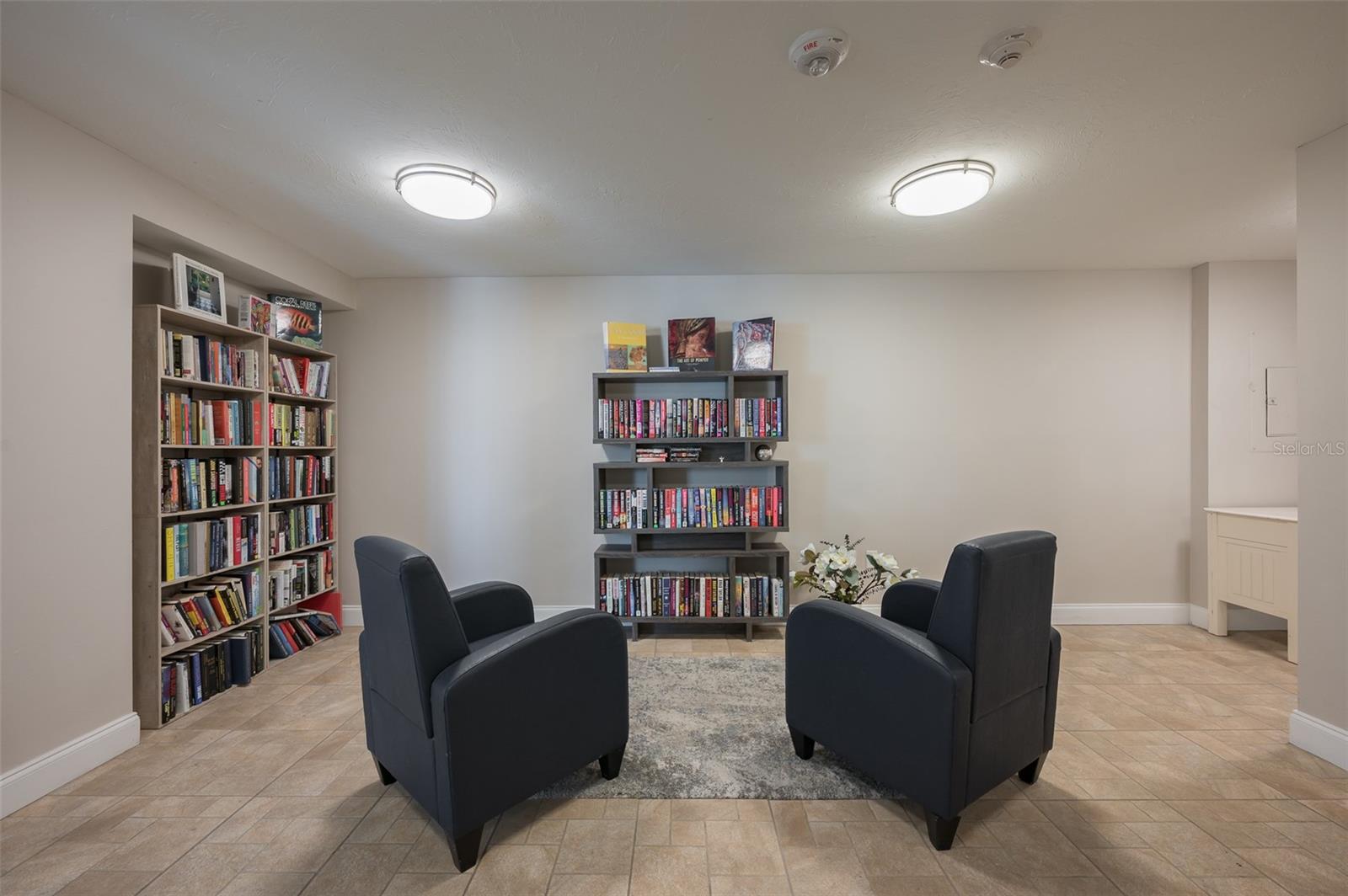 DOLPHIN TOWER - Residential