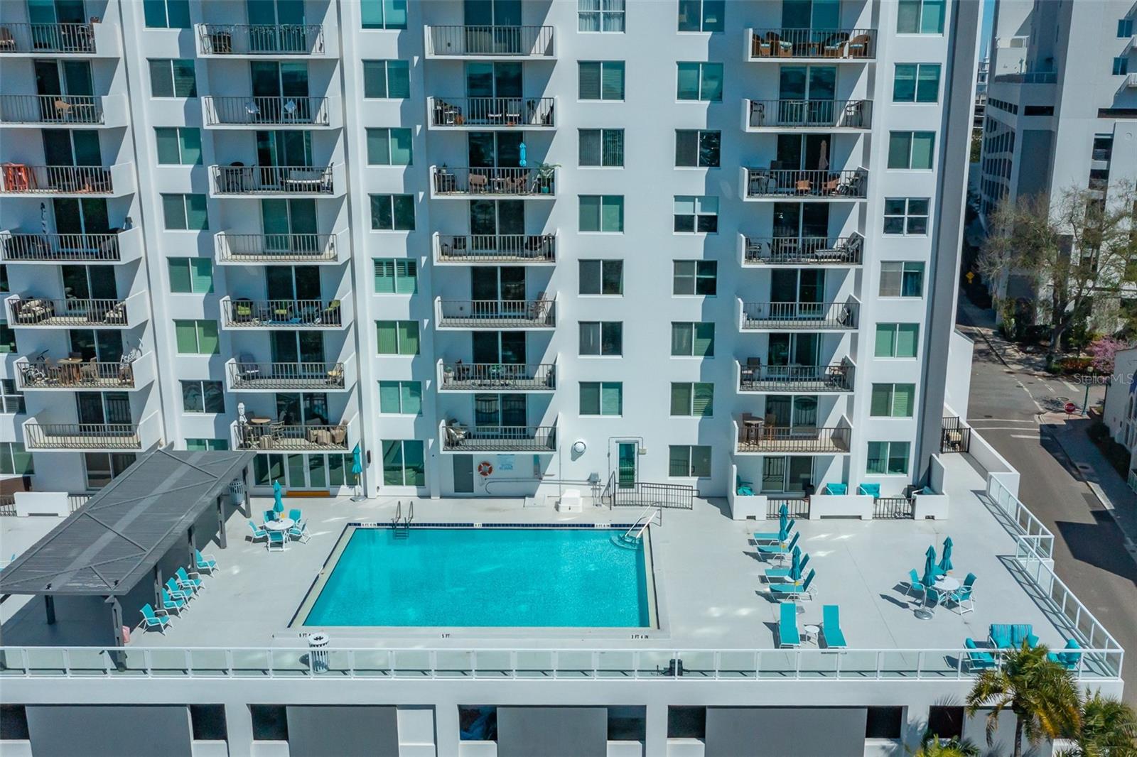 DOLPHIN TOWER - Residential