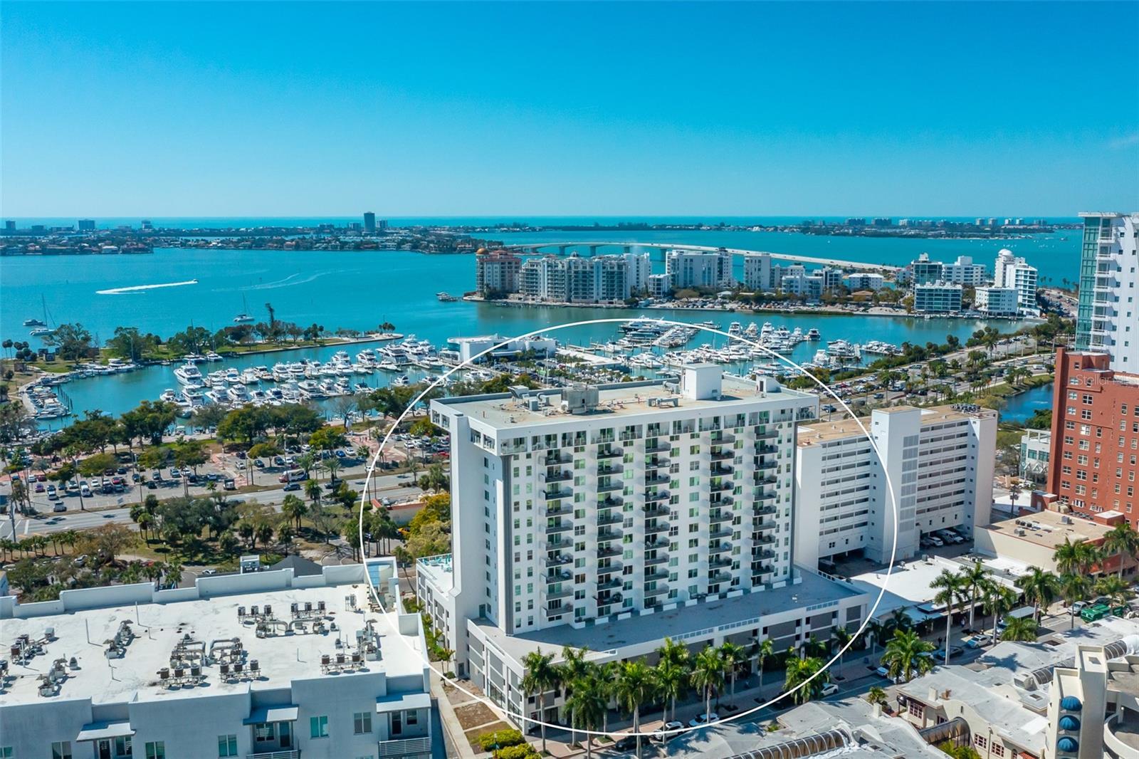 DOLPHIN TOWER - Residential