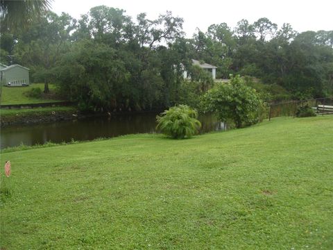 A home in PORT CHARLOTTE