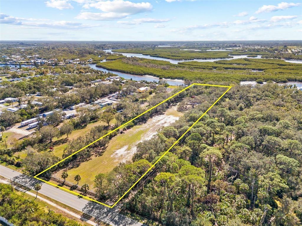 Photo of 2312 W Shell Point Road, Ruskin, FL 33570 (MLS # TB8328349)