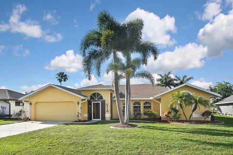 A home in PUNTA GORDA