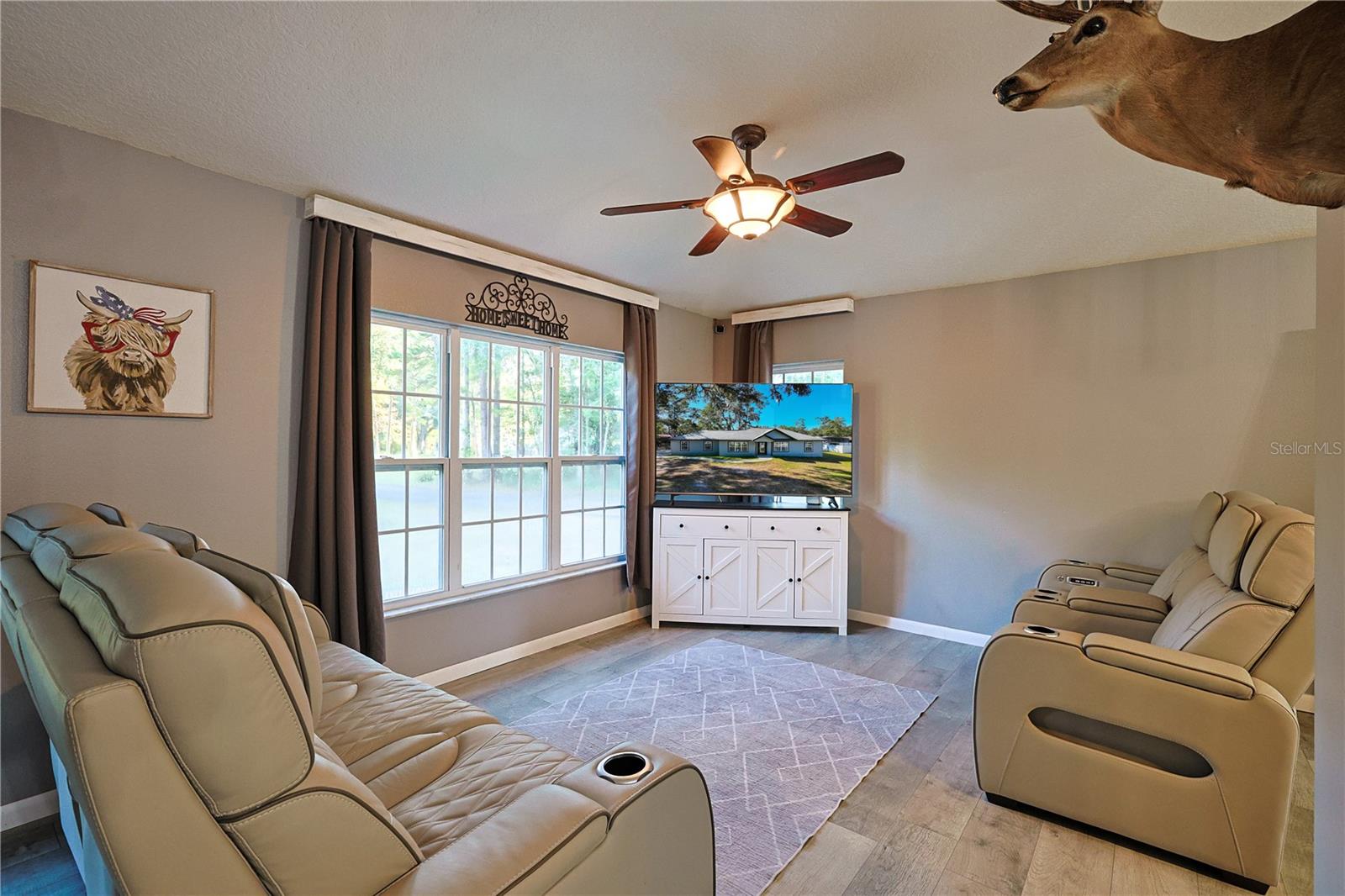 HOLLY BROOK - Residential