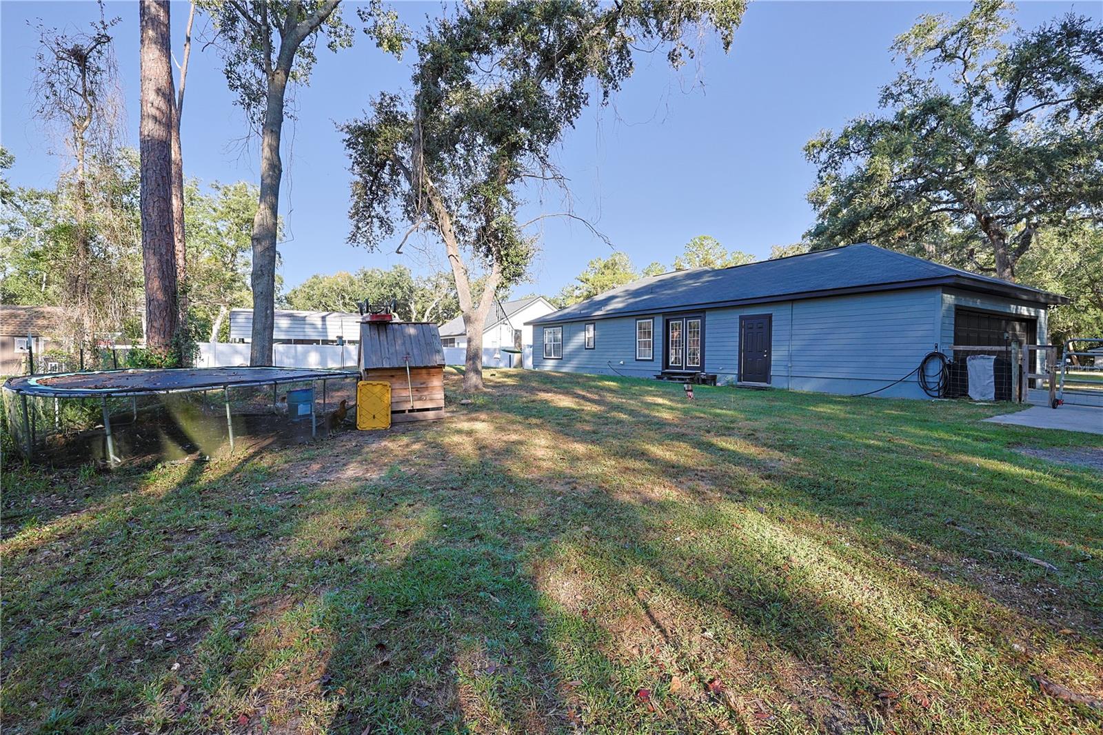 HOLLY BROOK - Residential