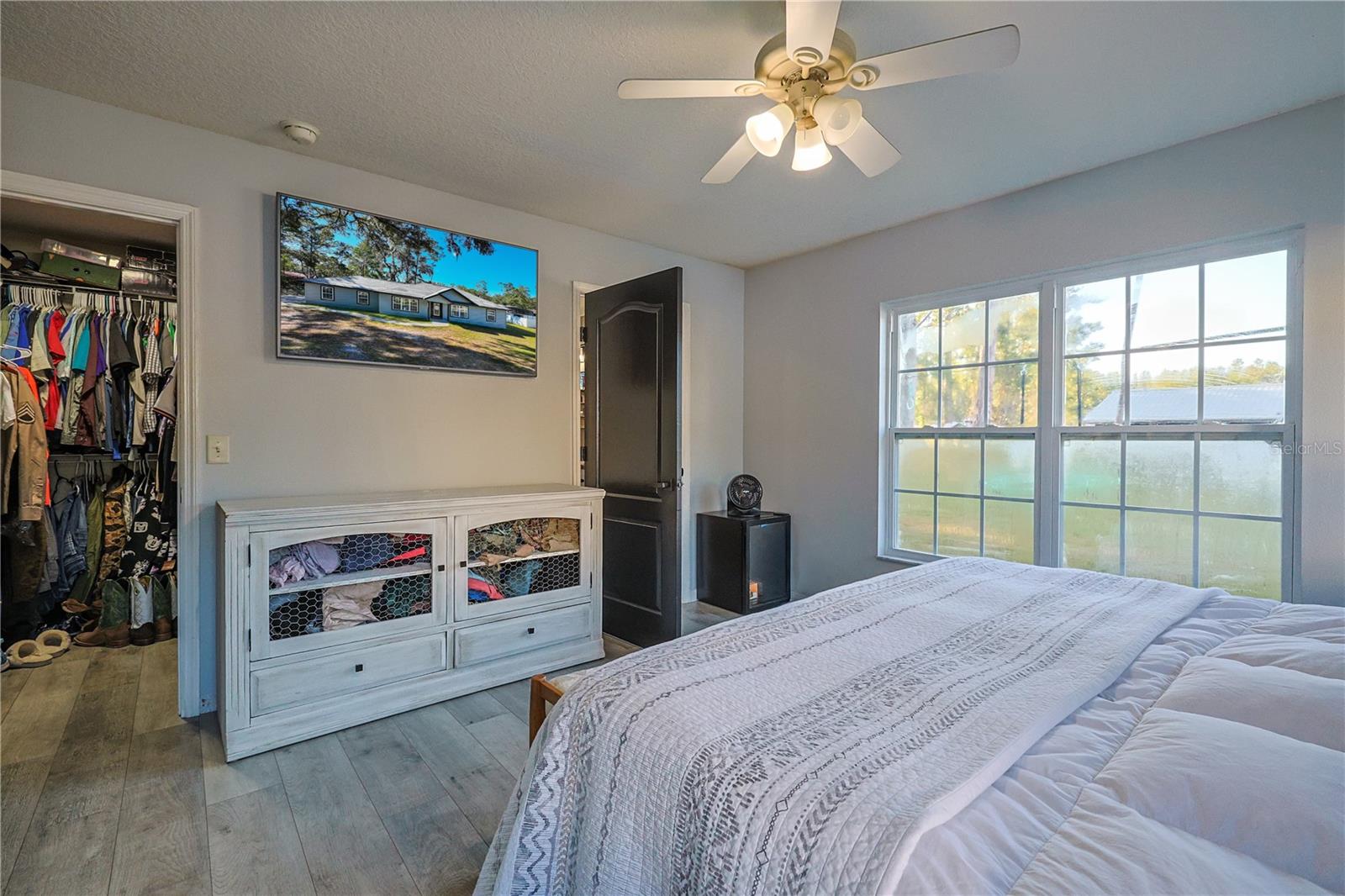 HOLLY BROOK - Residential