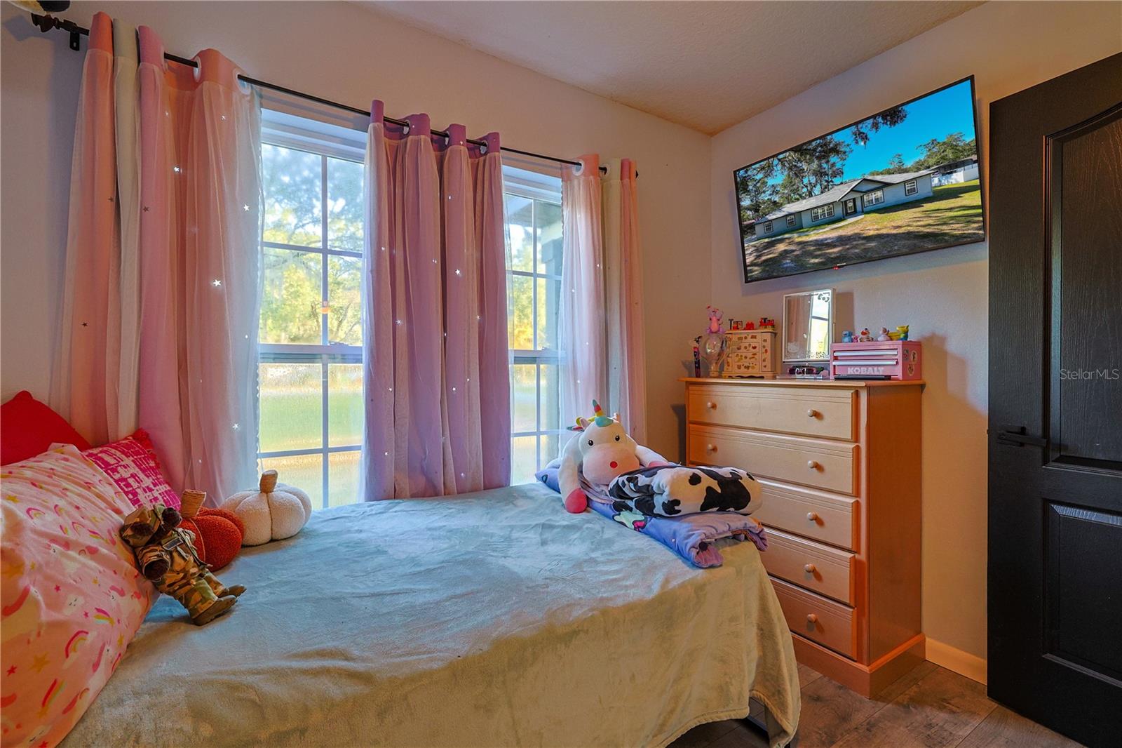 HOLLY BROOK - Residential