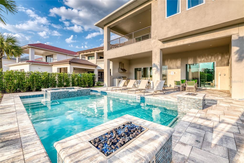 REUNION WEST FAIRWAYS 17 & 18 REPLAT PB 25 PGS 71- - Residential