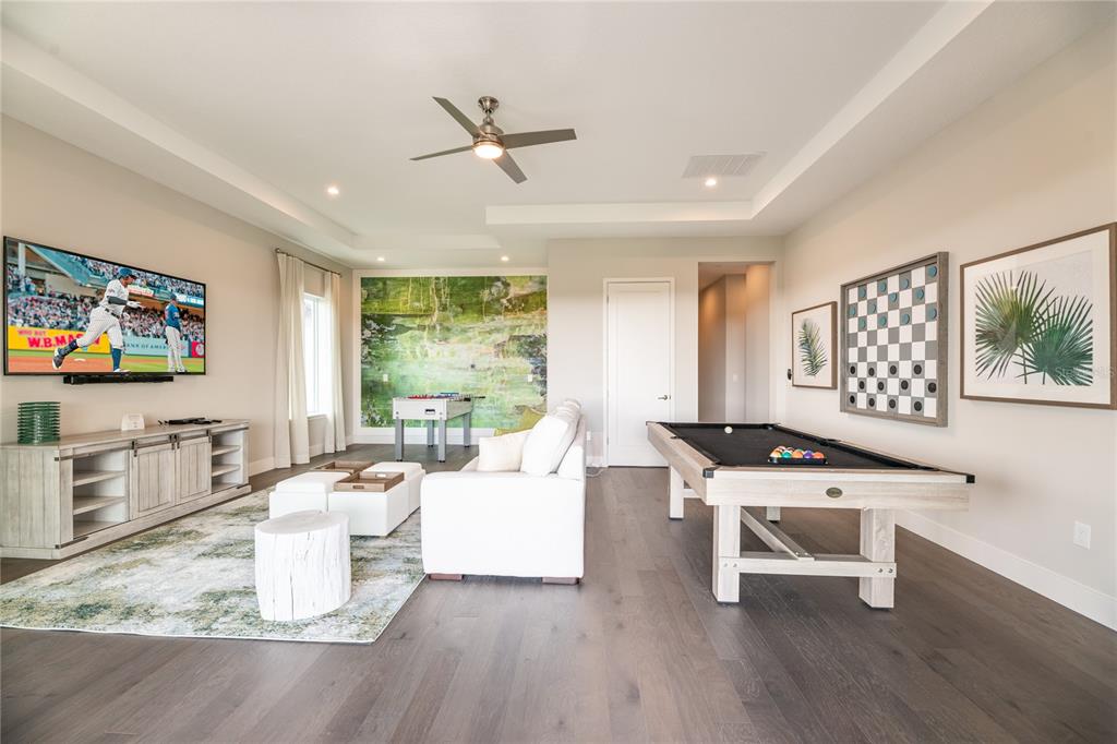 REUNION WEST FAIRWAYS 17 & 18 REPLAT PB 25 PGS 71- - Residential