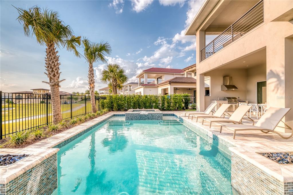 REUNION WEST FAIRWAYS 17 & 18 REPLAT PB 25 PGS 71- - Residential