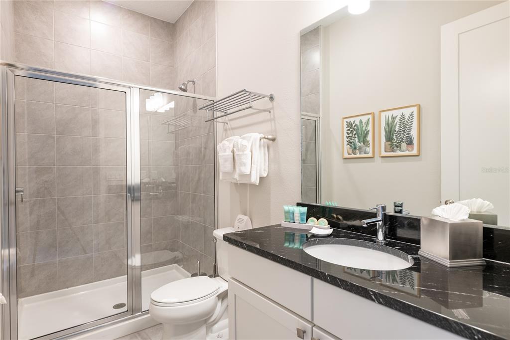 REUNION WEST FAIRWAYS 17 & 18 REPLAT PB 25 PGS 71- - Residential