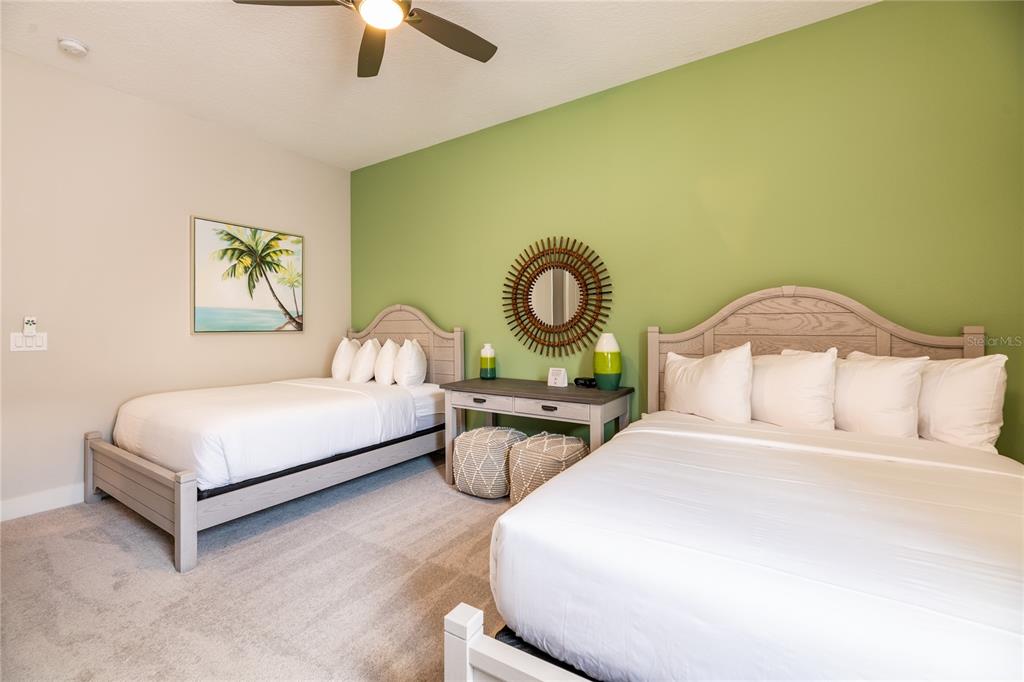 REUNION WEST FAIRWAYS 17 & 18 REPLAT PB 25 PGS 71- - Residential