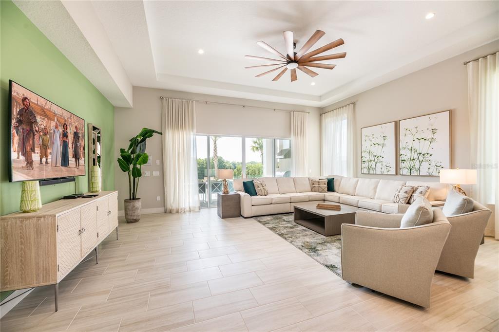 REUNION WEST FAIRWAYS 17 & 18 REPLAT PB 25 PGS 71- - Residential