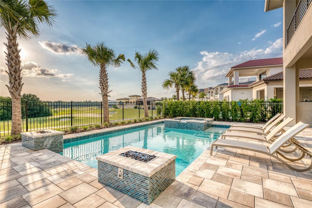 REUNION WEST FAIRWAYS 17 & 18 REPLAT PB 25 PGS 71- - Residential