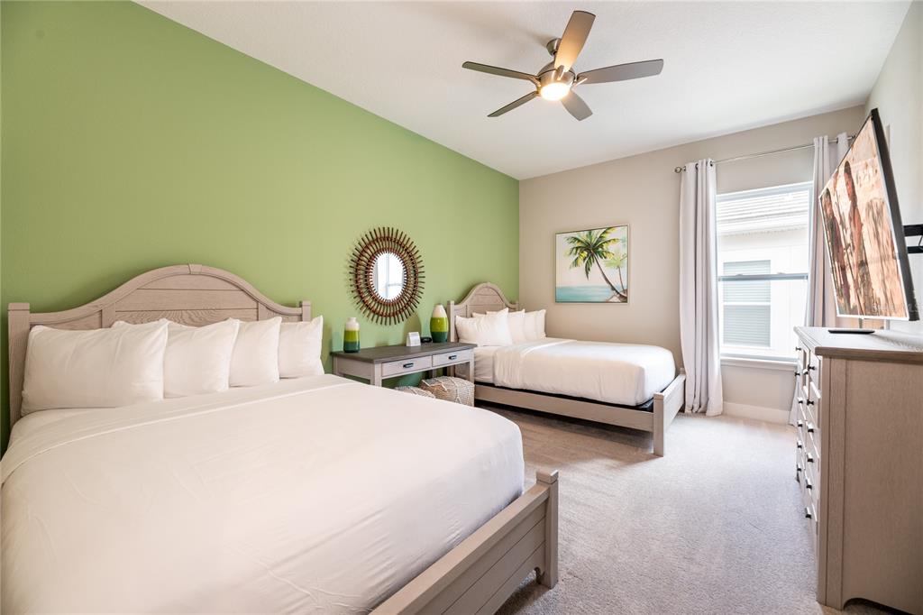 REUNION WEST FAIRWAYS 17 & 18 REPLAT PB 25 PGS 71- - Residential