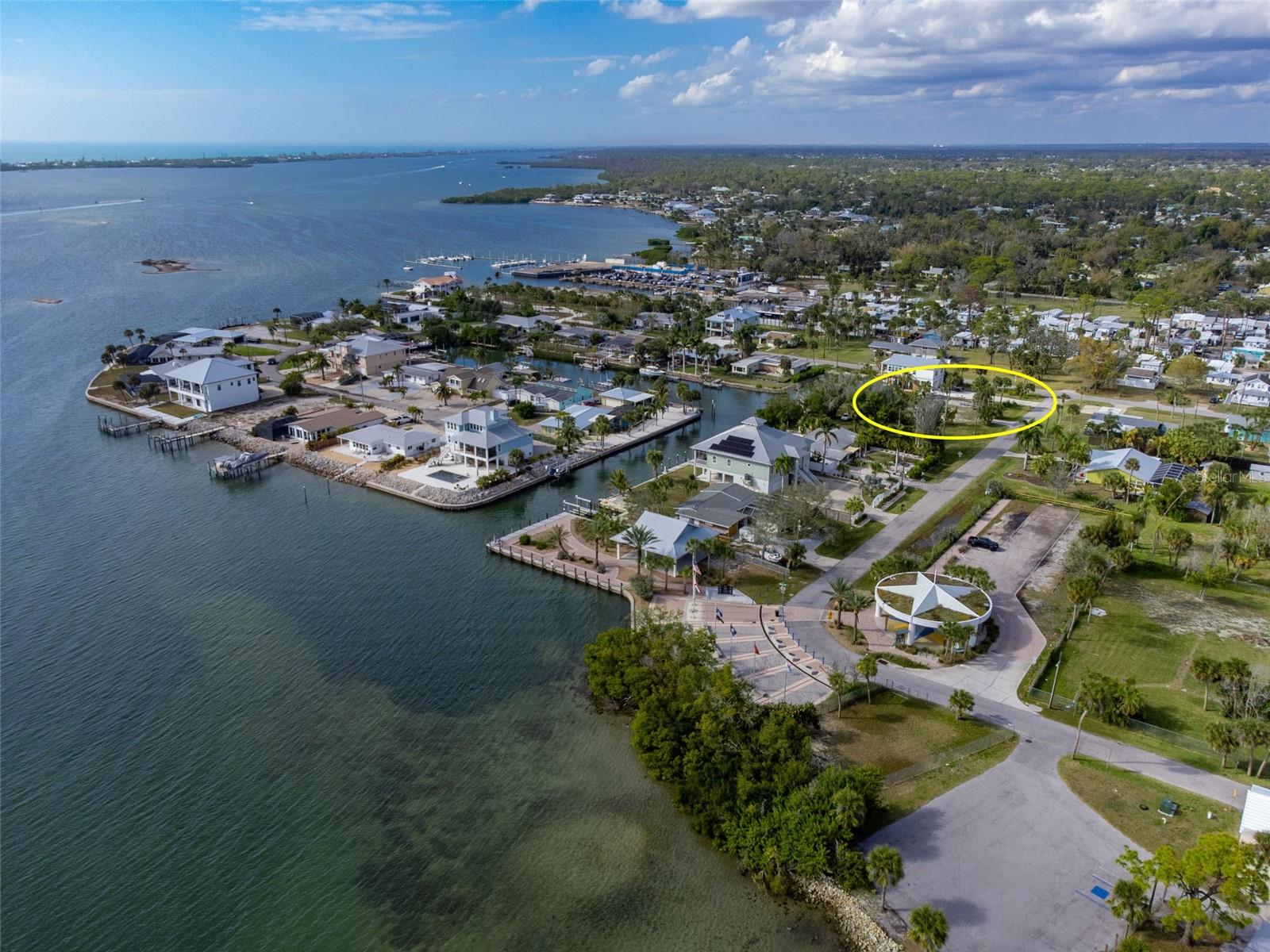 SOUTH WIND HARBOR - Land