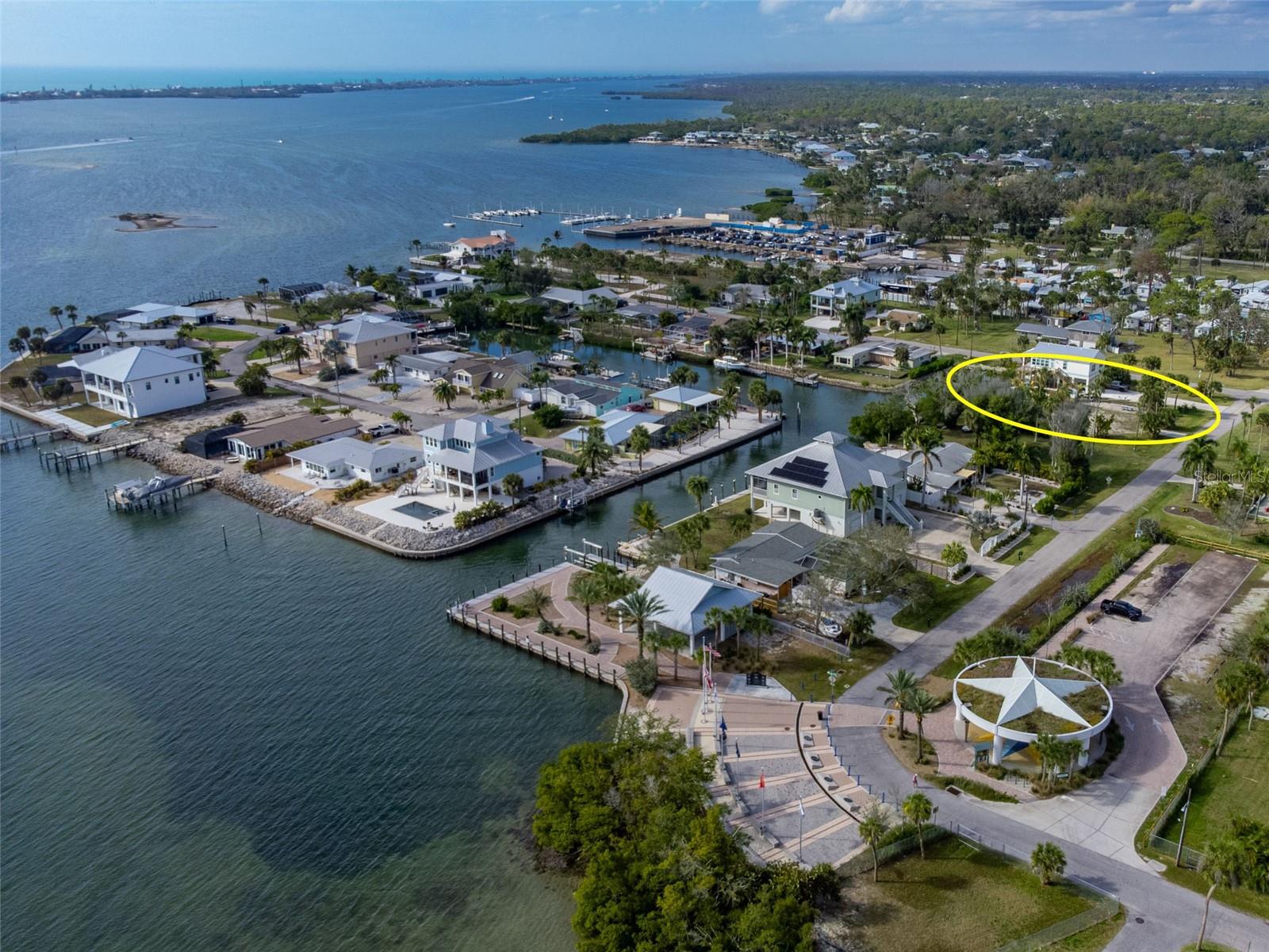 SOUTH WIND HARBOR - Land